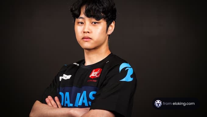 Professional esports player wearing a Dallas team jersey